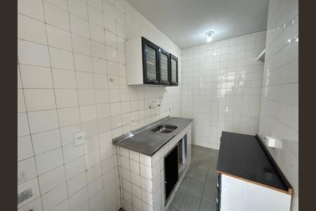 Apartamento para alugar com 65m², 2 quartos e 1 vagaCozinha