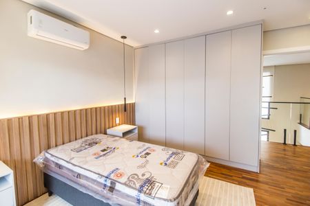 Casa de condomínio à venda com 542m², 6 quartos e 6 vagasSuíte 4