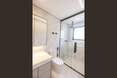 Casa de condomínio à venda com 542m², 6 quartos e 6 vagasBanheiro da Suíte