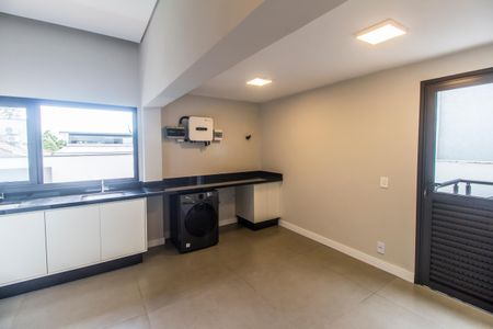 Casa de condomínio à venda com 542m², 6 quartos e 6 vagasÁrea de Serviço