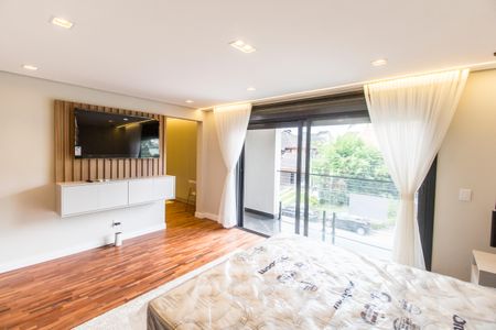 Casa de condomínio à venda com 542m², 6 quartos e 6 vagasSuíte master