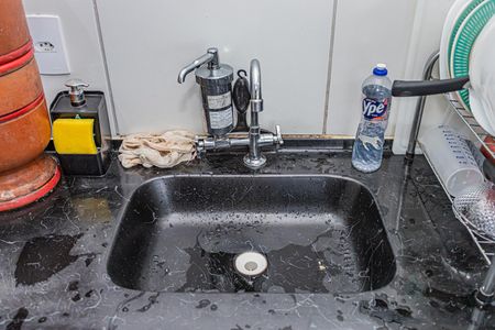 Apartamento para alugar com 36m², 2 quartos e sem vagaSala, cozinha e área de serviço