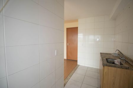 Apartamento para alugar com 48m², 2 quartos e 1 vaga Apartamento para alugar com 48m², 2 quartos e 1 vagaCozinha e Área de Serviço