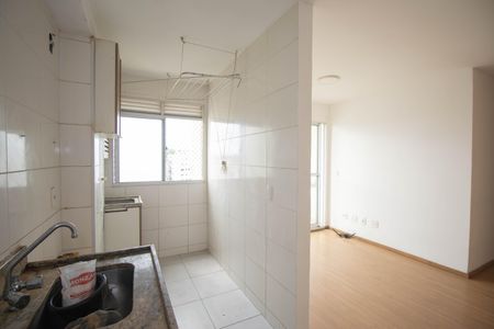 Apartamento para alugar com 48m², 2 quartos e 1 vaga Apartamento para alugar com 48m², 2 quartos e 1 vagaCozinha e Área de Serviço