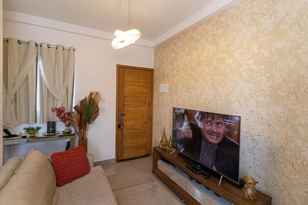 Sala e Cozinha de apartamento para alugar com 2 quartos, 43m² em Vila Matilde, São Paulo