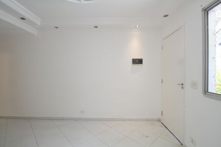 Sala de casa de condomínio para alugar com 2 quartos, 65m² em Campo Limpo, São Paulo