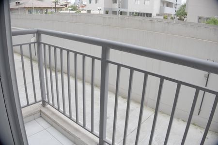 Apartamento para alugar com 38m², 2 quartos e 1 vagaVaranda