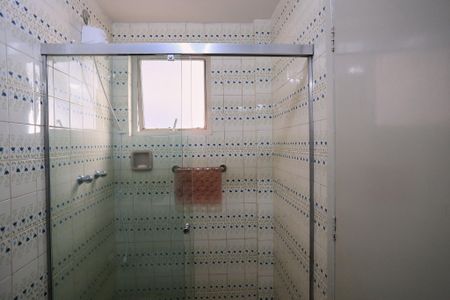 Banheiro da Suíte de apartamento para alugar com 3 quartos, 110m² em Sion, Belo Horizonte