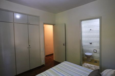 Apartamento à venda com 110m², 3 quartos e 2 vagasSuíte