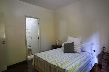 Apartamento à venda com 110m², 3 quartos e 2 vagasSuíte