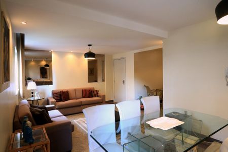 Sala de apartamento para alugar com 3 quartos, 110m² em Sion, Belo Horizonte