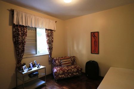 Apartamento à venda com 110m², 3 quartos e 2 vagasQuarto