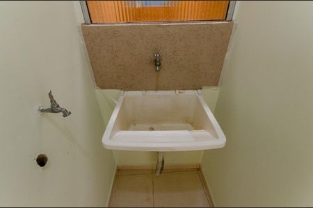 Casa para alugar com 45m², 2 quartos e sem vagaÁrea de Serviço