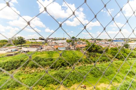 Vista da Sala de apartamento para alugar com 2 quartos, 41m² em Jardim das Oliveiras, Itaquaquecetuba
