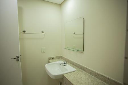 Apartamento para alugar com 68m², 2 quartos e 1 vaga Apartamento para alugar com 68m², 2 quartos e 1 vagaBANHEIRO DA SUÍTE