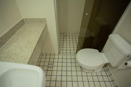 Apartamento para alugar com 68m², 2 quartos e 1 vaga Apartamento para alugar com 68m², 2 quartos e 1 vagaBANHEIRO DA SUÍTE