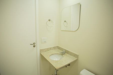 Apartamento para alugar com 68m², 2 quartos e 1 vaga Apartamento para alugar com 68m², 2 quartos e 1 vagaBANHEIRO