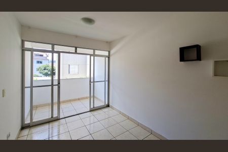 Sala de apartamento para alugar com 2 quartos, 80m² em Santo Antônio, Belo Horizonte