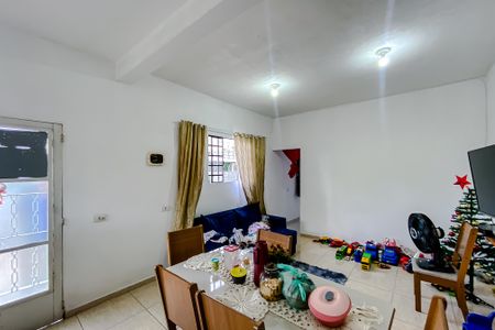 Sala de casa para alugar com 2 quartos, 57m² em Vila São José, São Paulo