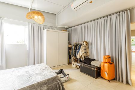 Casa à venda com 290m², 7 quartos e 7 vagasSuíte 1