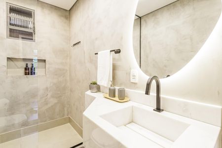 Casa à venda com 290m², 7 quartos e 7 vagasBanheiro da Suíte 4