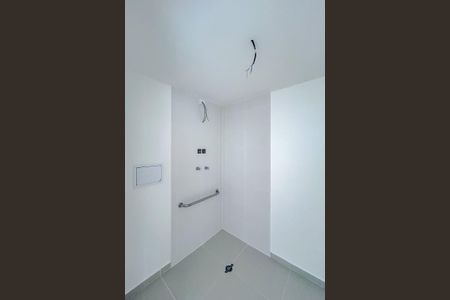 Banheiro de apartamento à venda com 1 quarto, 26m² em Penha de França, São Paulo