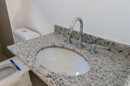 Apartamento à venda com 94m², 3 quartos e 2 vagasBanheiro da Suíte 2