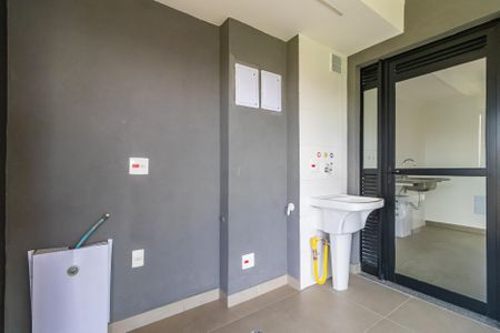 Apartamento à venda com 94m², 3 quartos e 2 vagasVaranda / Área de serviço