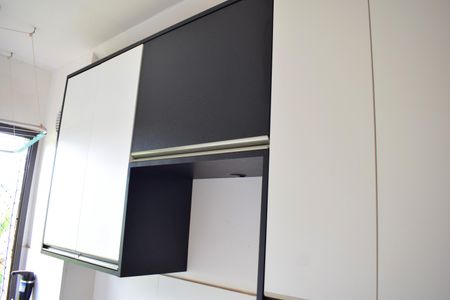 Apartamento para alugar com 43m², 2 quartos e 1 vagaCozinha - Armários