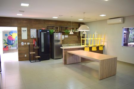 Apartamento para alugar com 43m², 2 quartos e 1 vagaÁrea comum - Salão de festas