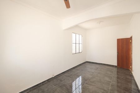Casa para alugar com 150m², 2 quartos e 2 vagasQuarto 1
