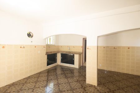 Casa para alugar com 150m², 2 quartos e 2 vagasCozinha