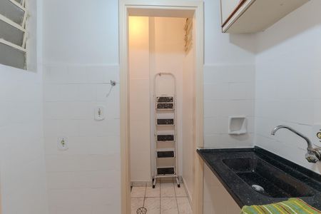 Studio à venda com 33m², 1 quarto e sem vaga Studio à venda com 33m², 1 quarto e sem vagaCozinha e Área de Serviço