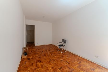 Studio à venda com 33m², 1 quarto e sem vaga Studio à venda com 33m², 1 quarto e sem vagaKitnet