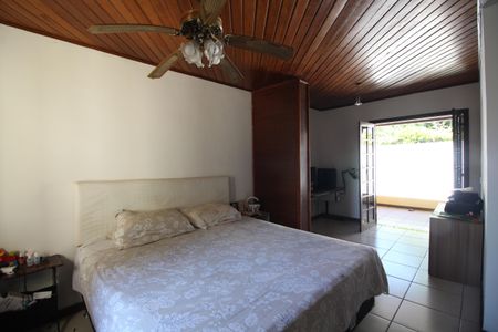 Casa de condomínio à venda com 250m², 4 quartos e 3 vagasQuarto 3