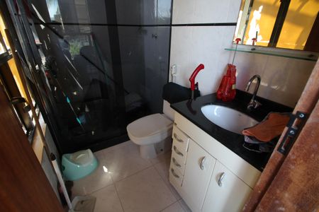 Casa de condomínio à venda com 250m², 4 quartos e 3 vagasQuarto 4 - Suíte