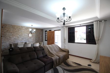 Sala de casa de condomínio para alugar com 4 quartos, 250m² em Taquara, Rio de Janeiro