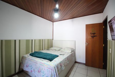 Casa de condomínio à venda com 250m², 4 quartos e 3 vagasQuarto 1