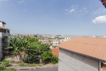 Casa à venda com 100m², 4 quartos e 1 vaga Casa à venda com 100m², 4 quartos e 1 vagaVista da Varanda do Quarto 4 no 2° Andar
