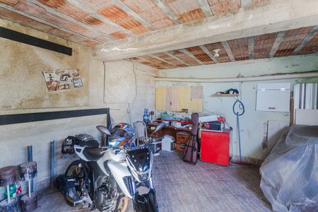 Casa à venda com 100m², 4 quartos e 1 vaga Casa à venda com 100m², 4 quartos e 1 vagaGaragem