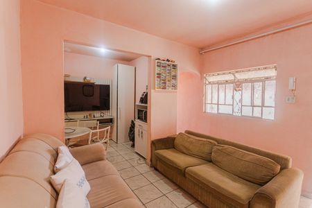 Casa à venda com 100m², 4 quartos e 1 vaga Casa à venda com 100m², 4 quartos e 1 vagaSala