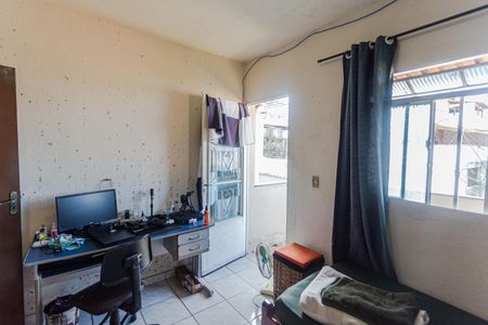 Casa à venda com 100m², 4 quartos e 1 vaga Casa à venda com 100m², 4 quartos e 1 vagaQuarto 4 no 2° Andar