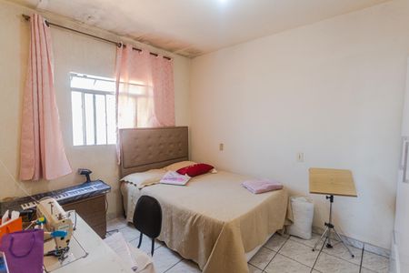 Casa à venda com 100m², 4 quartos e 1 vaga Casa à venda com 100m², 4 quartos e 1 vagaQuarto 2 no 2° Andar