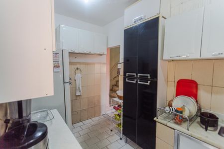 Casa à venda com 100m², 4 quartos e 1 vaga Casa à venda com 100m², 4 quartos e 1 vagaCozinha