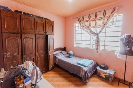 Casa à venda com 100m², 4 quartos e 1 vaga Casa à venda com 100m², 4 quartos e 1 vagaQuarto 1