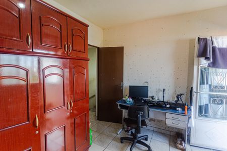 Casa à venda com 100m², 4 quartos e 1 vaga Casa à venda com 100m², 4 quartos e 1 vagaQuarto 4 no 2° Andar