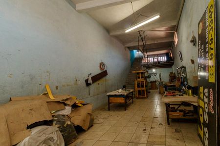 Casa à venda com 425m², 3 quartos e 15 vagas Casa à venda com 425m², 3 quartos e 15 vagasGaragem