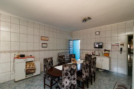 Casa à venda com 425m², 3 quartos e 15 vagas Casa à venda com 425m², 3 quartos e 15 vagasCozinha