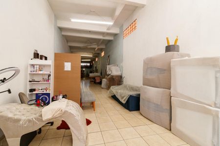 Casa à venda com 425m², 3 quartos e 15 vagas Casa à venda com 425m², 3 quartos e 15 vagasGaragem