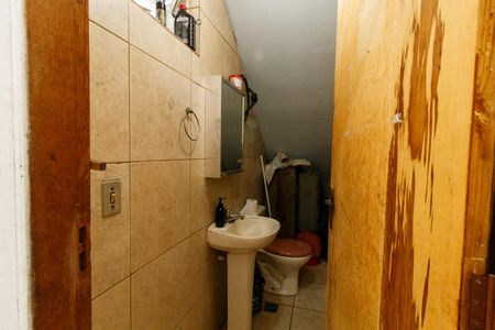 Casa à venda com 425m², 3 quartos e 15 vagas Casa à venda com 425m², 3 quartos e 15 vagasLavabo 2